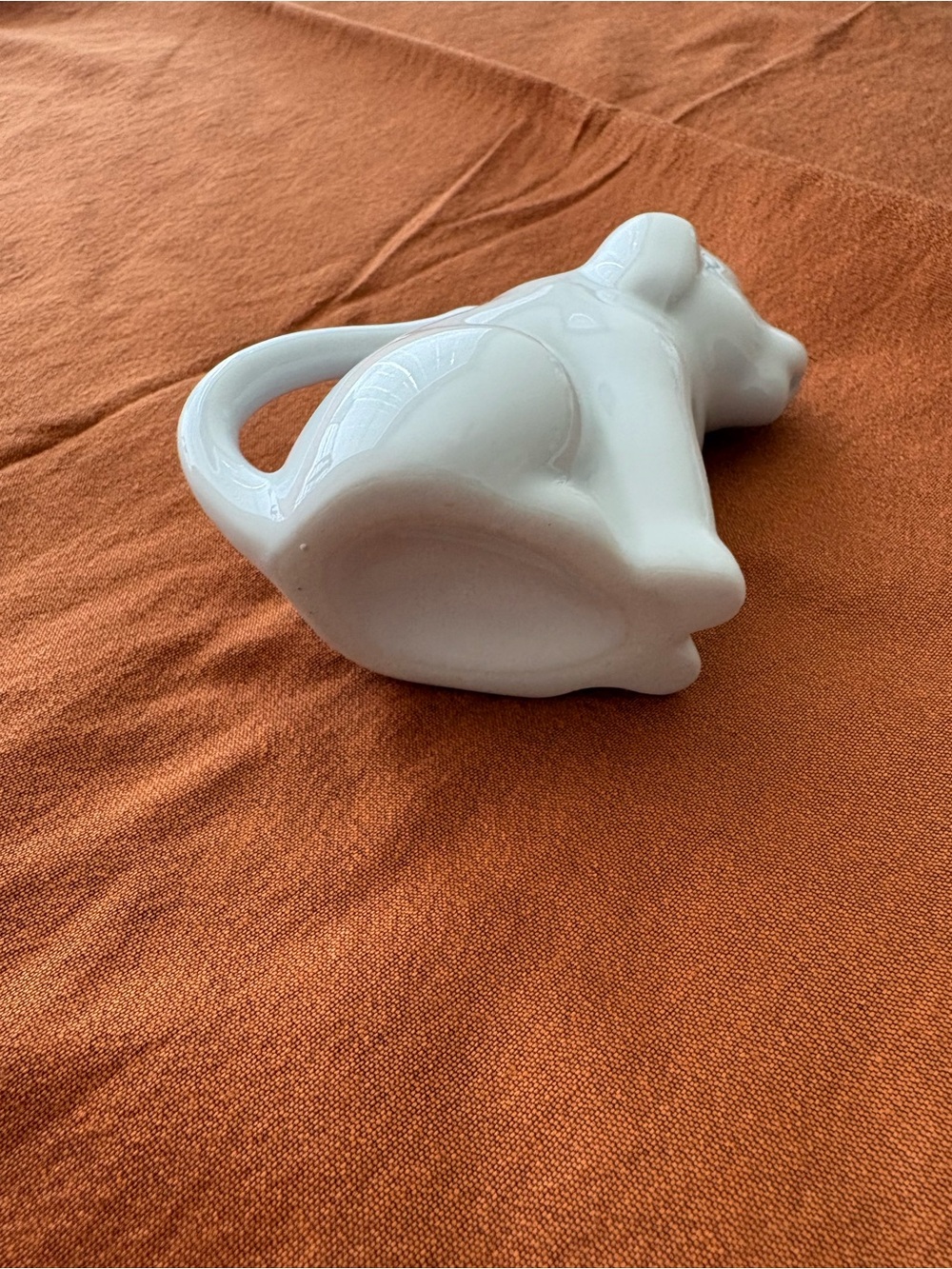 White Ceramic Dog-Shaped creamer - Picture 5 of 5